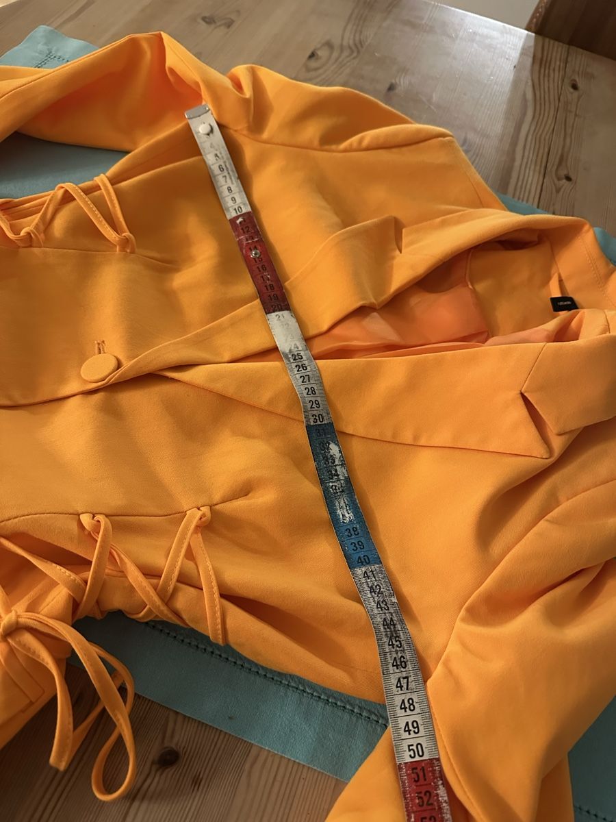 Costumi: Oranger Blazer von Vero Moda, Grösse 36 - Hingucker! – Usato da Schöfflisdorf venduto da Katrins02 7