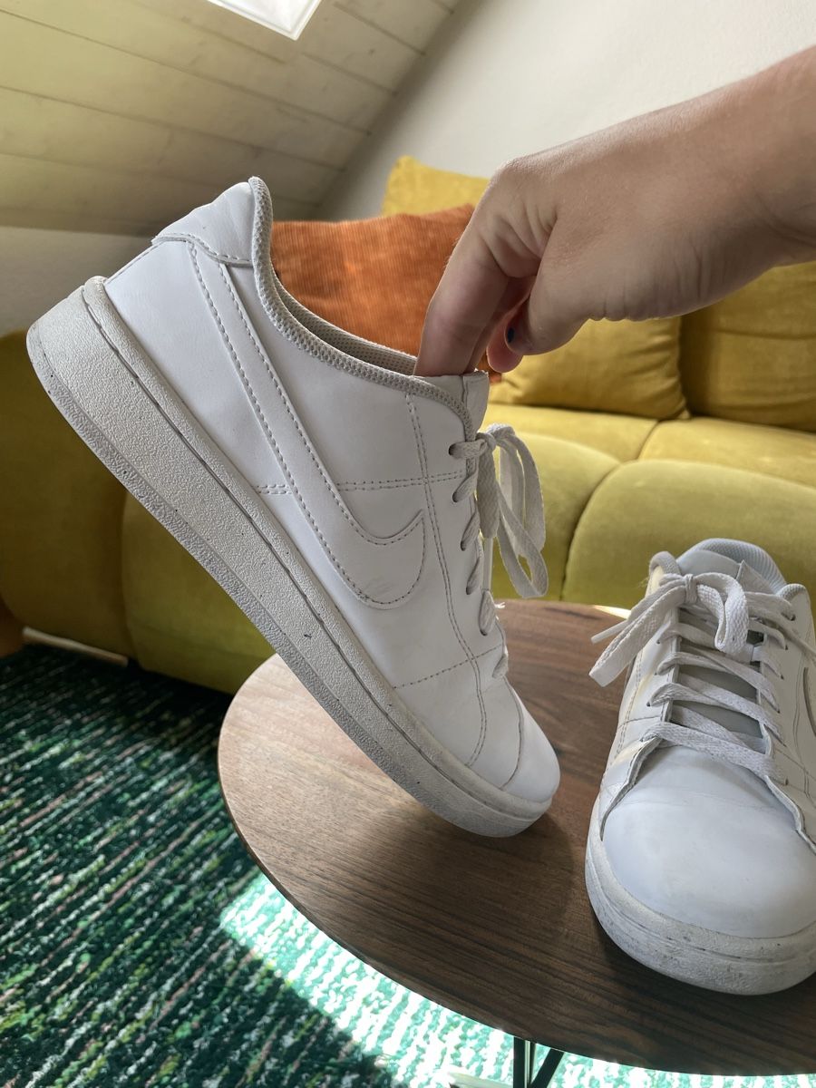 Nike Scarpe da donna: Weisse Nike Schuhe, Grösse 42 – Usato da Kriens venduto da Noemijulia7