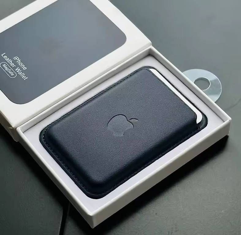 Portafogli: Magnetic Leather Card Holder  Slim Wallet Accessory – Nuovo e nell'imballaggio originale da Ettingen venduto da aguiljoqf