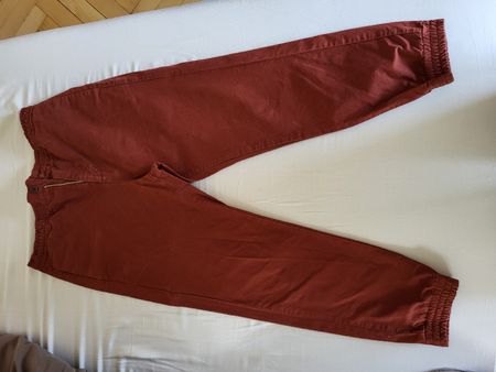 TWOTHIRDS nachhaltige Chinohose - Rot