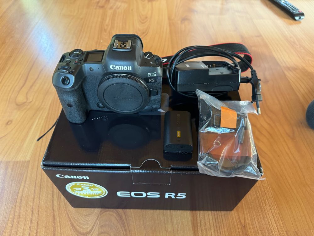 Canon R5 (Gebraucht) in Airolo für CHF 2300 – mit Lieferung auf Ricardo ...