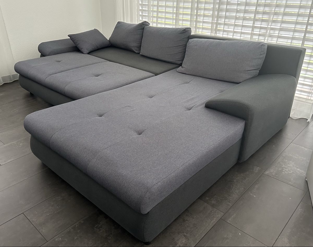 Sofas: Wohnlandschaft Ecksofa, anthrazit – D'occasion à Neukirch (Egnach) par Coco_M94 2