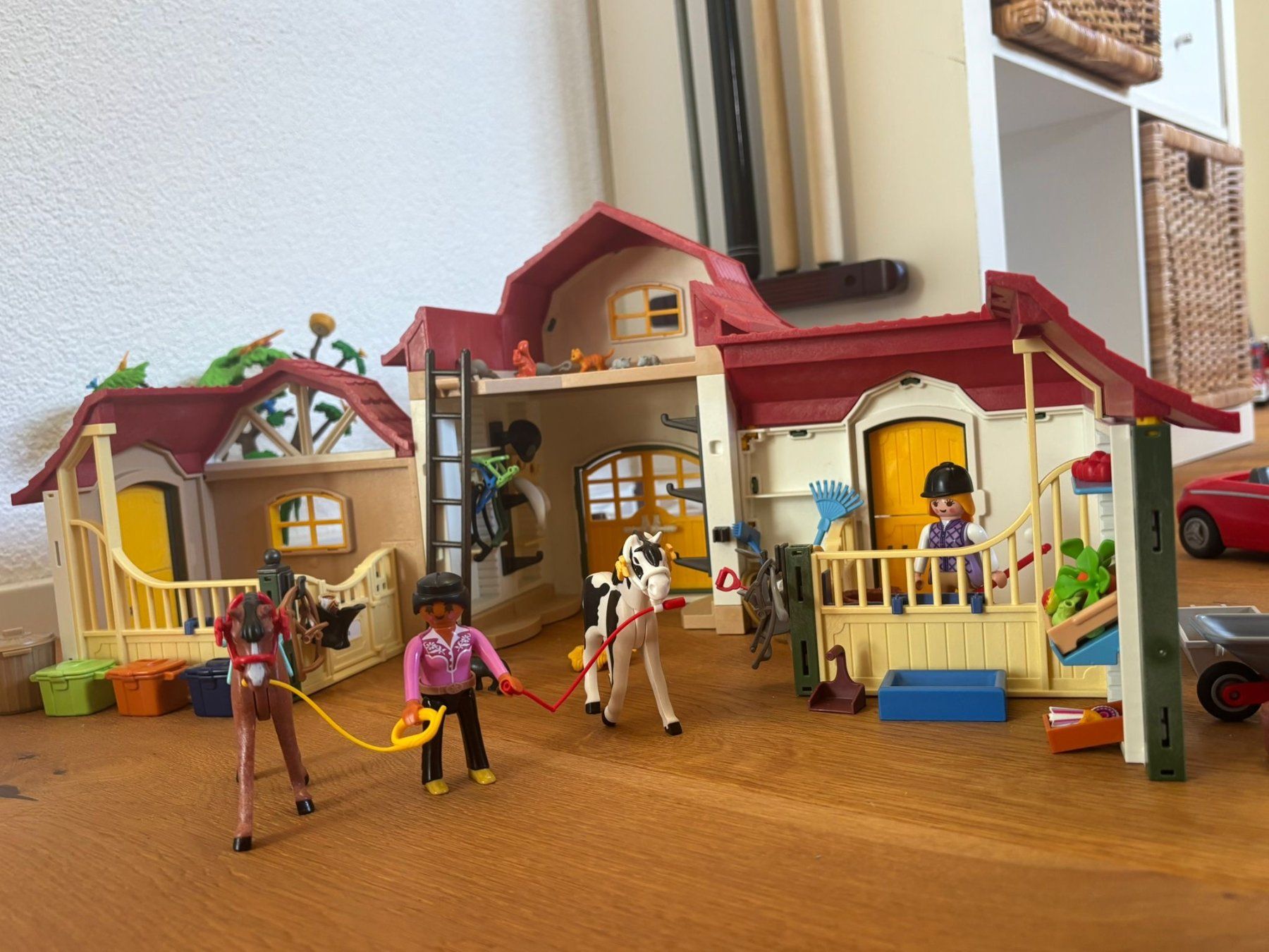 Playmobil Giocattoli: Playmobil Pferdehof – Usato da Wettingen venduto da Gusti1000 1