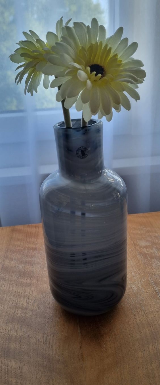 Ikea Tutte le decorazioni: Schöne, spezielle Dekovase mit Blumen – Nuovo (secondo la descrizione) da Nottwil venduto da Janny77