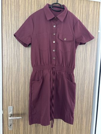 Shein Kleid dunkelrot mit Knopfleiste Grösse M neuwertig