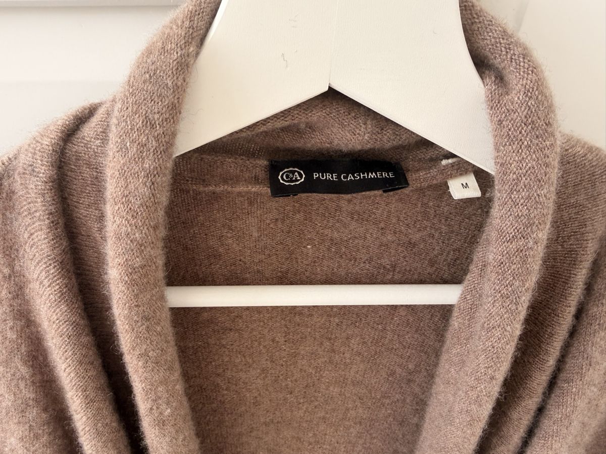 C&A Giacche: C&A Pure Cashmere Cardigan – Usato da Bremgarten venduto da chi_l9q9 1