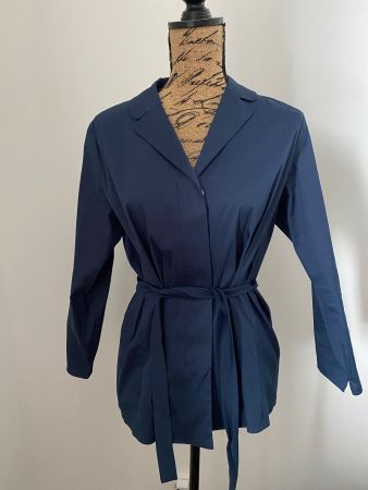 Chemise veste Max Mara bleu marine avec ceinture, taille 42