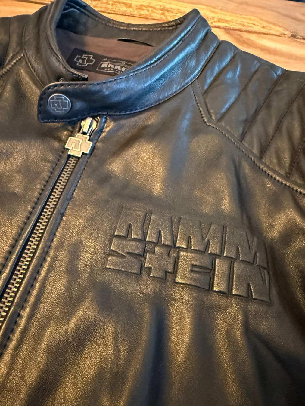 Giacche: Rammstein Lederjacke – Usato da Windisch venduto da Losdosquatros 5