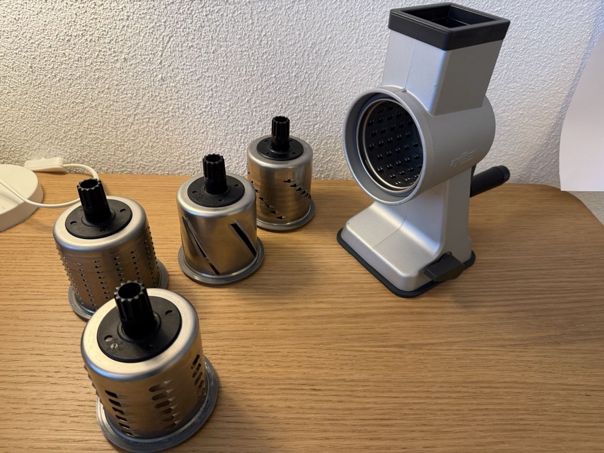 Zyliss Küchengeräte: Râpe  Zyliss avec 5 tambours – Gebraucht aus Kloten von Mumiiin 8