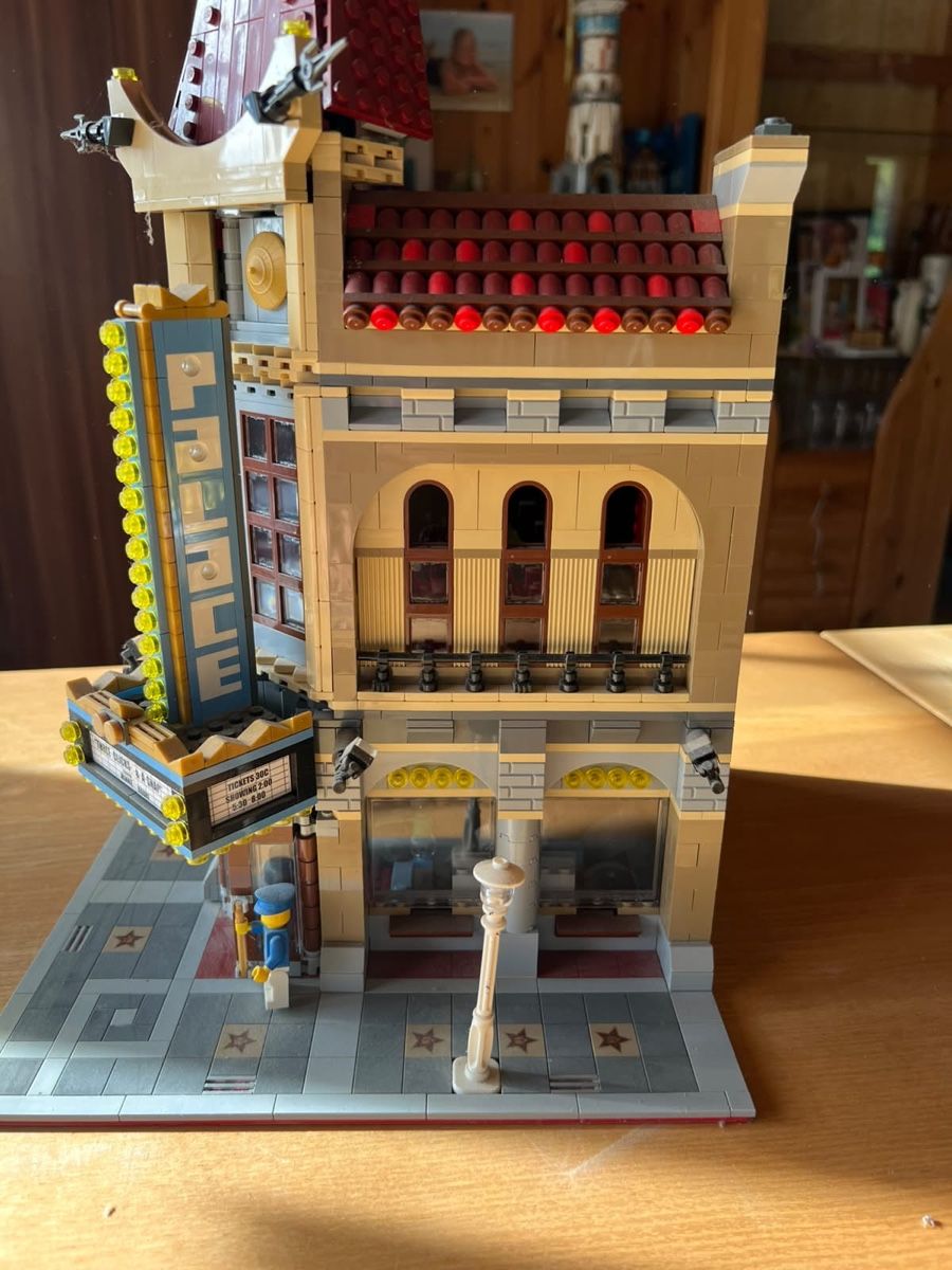 Kit di costruzioni: Lego Creator Expert Palace Cinema 10232  – Usato da Wattwil venduto da Weinachtsmann 3