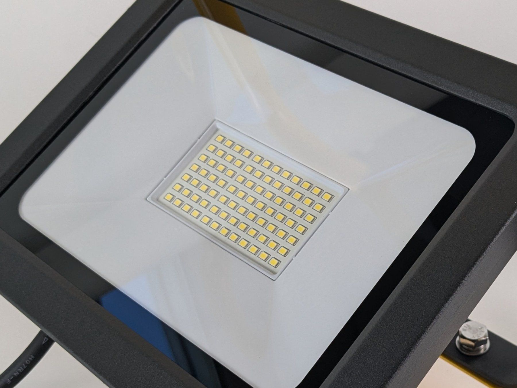 Lampes: STEFFEN Arbeitsleuchte LED Strahler 4200 lm – Neuf (Voir description) à Dintikon par Restwert_Dintikon 5