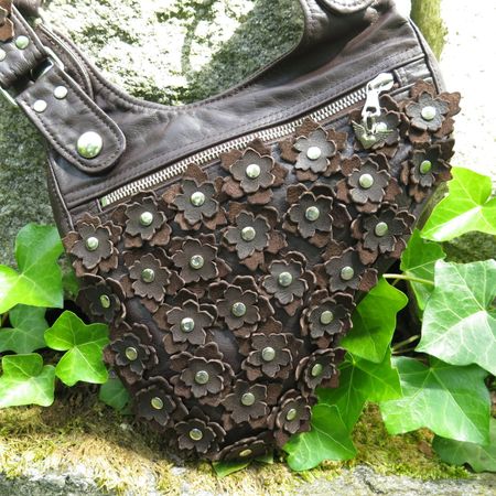 kleine Schultertasche aus braunem Leder, Damen, Revolverbag