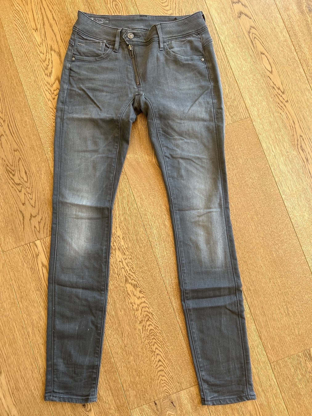 G-Star Jeans: Jeans G-Star Raw – Nuovo (secondo la descrizione) da Ins venduto da ann_wp7f