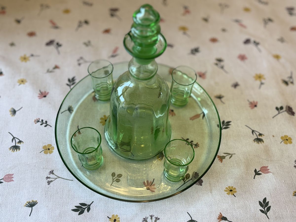 Bicchieri: Set per liquori (Schnaps set) ticinese – Usato da Lausanne venduto da ValeMerky 1