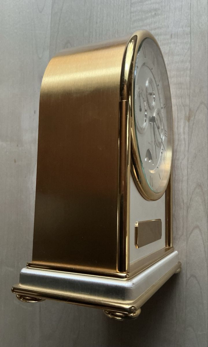 Orologi: Tischuhr mit Vollkalender – Usato da Hölstein venduto da Uhriella 6