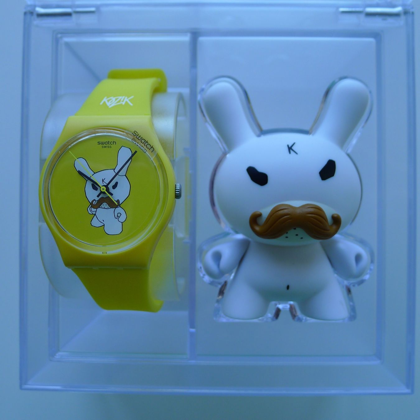 Swatch Orologi: Swatch Gent SKY INSTRUCTOR (Kidrobot Special) – Nuovo (secondo la descrizione) da Ebikon venduto da SilvioFreund