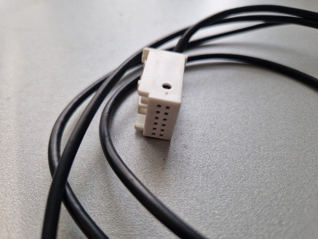 Laufwerke & Adapter: Aux-Adpter für Bosch RD4-Autoradios – Gebraucht aus Au ZH von myamisumi 1