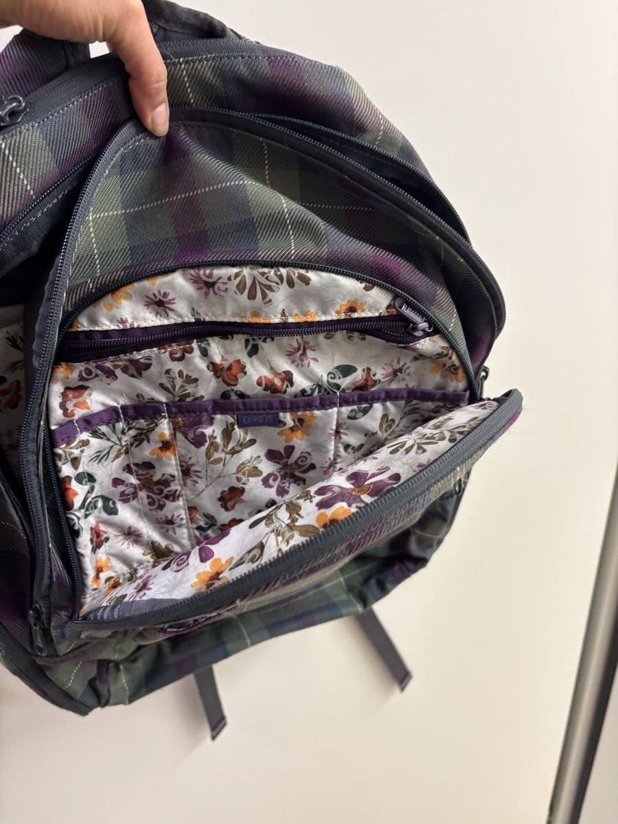 Dakine Zaini: Dakine Rucksack – Nuovo (secondo la descrizione) da Oberhasli venduto da ani_97f7 2