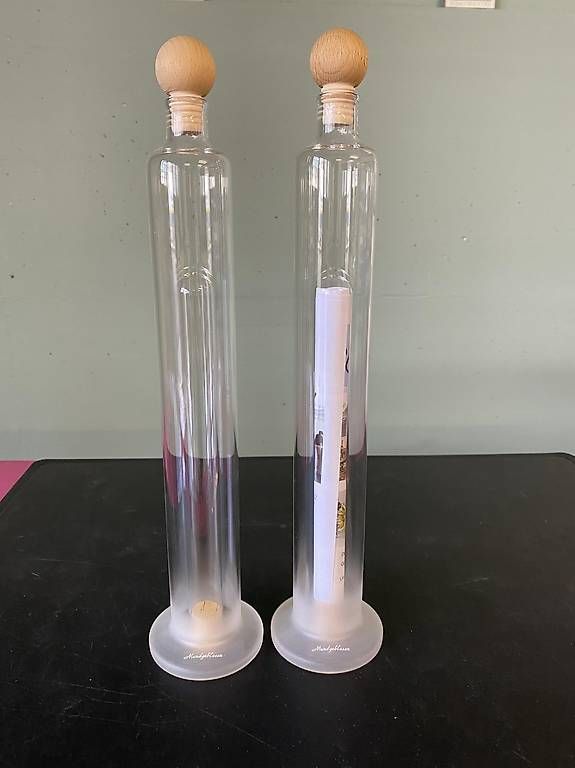 Altro: Schnapsflasche aus Glas, mit Finger  – Usato da Kaisten venduto da AMSImara 2