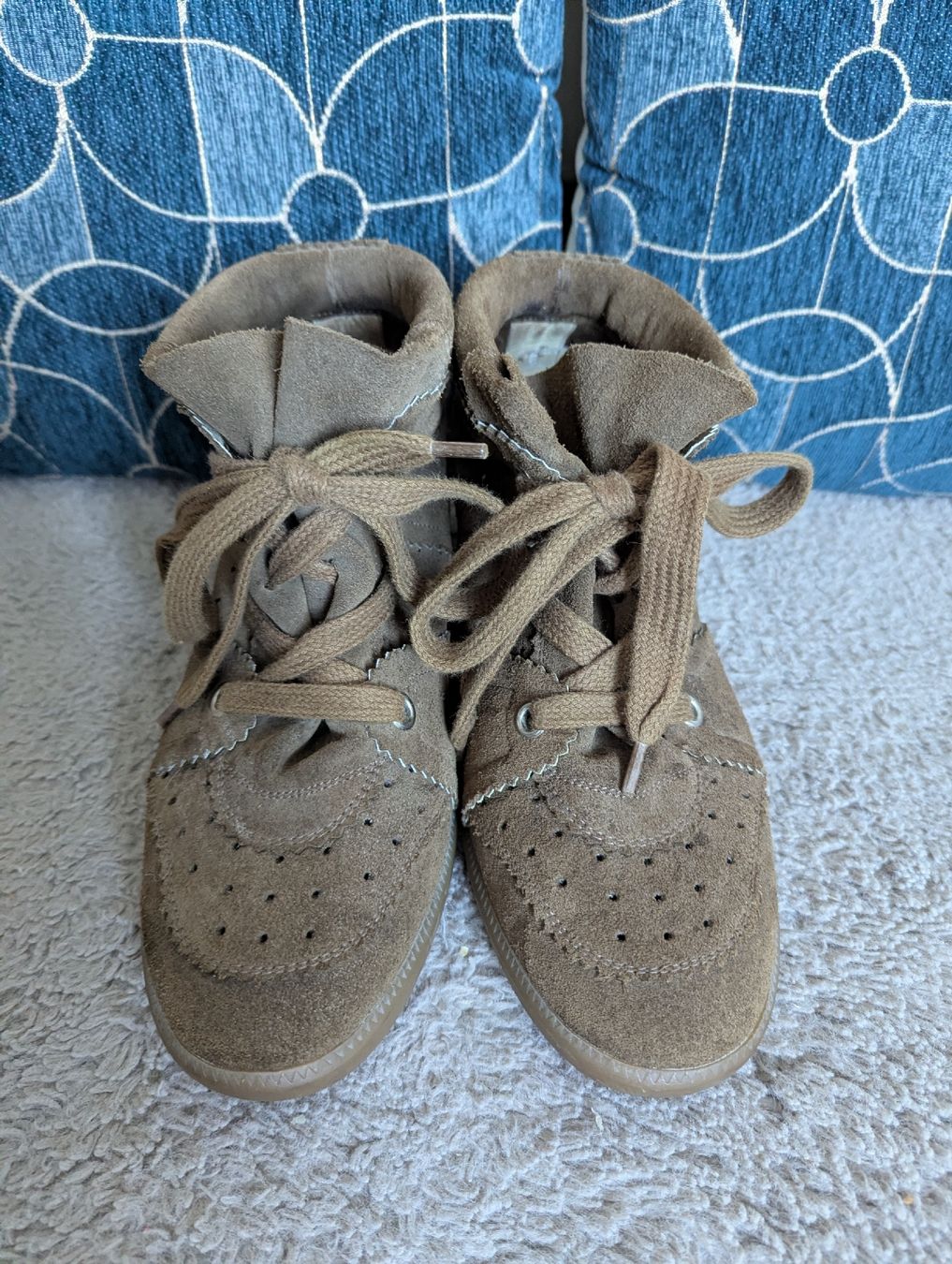 Isabel Marant Chaussures femmes: chaussures baskets Bobby Isabel Marant 41 – D'occasion à Montreux par dem_gyt9 1