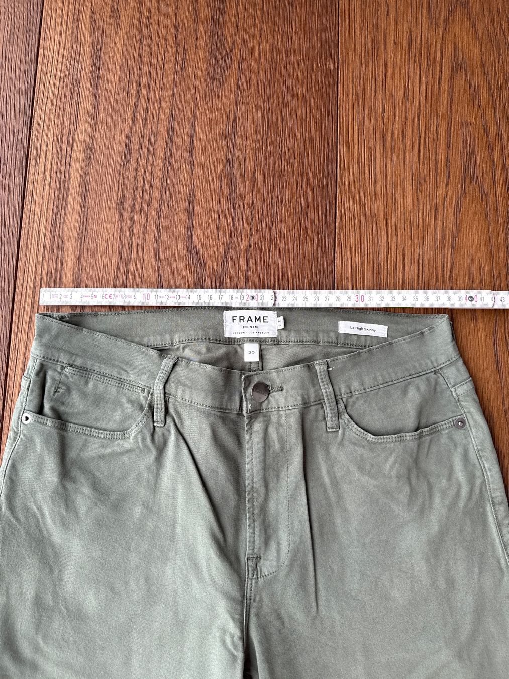 Pantaloni: Frame Hose – Usato da Vaduz venduto da zoe_wym6 3