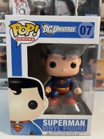 Funko POP! DC Heroes Superman (Sortie 2013)