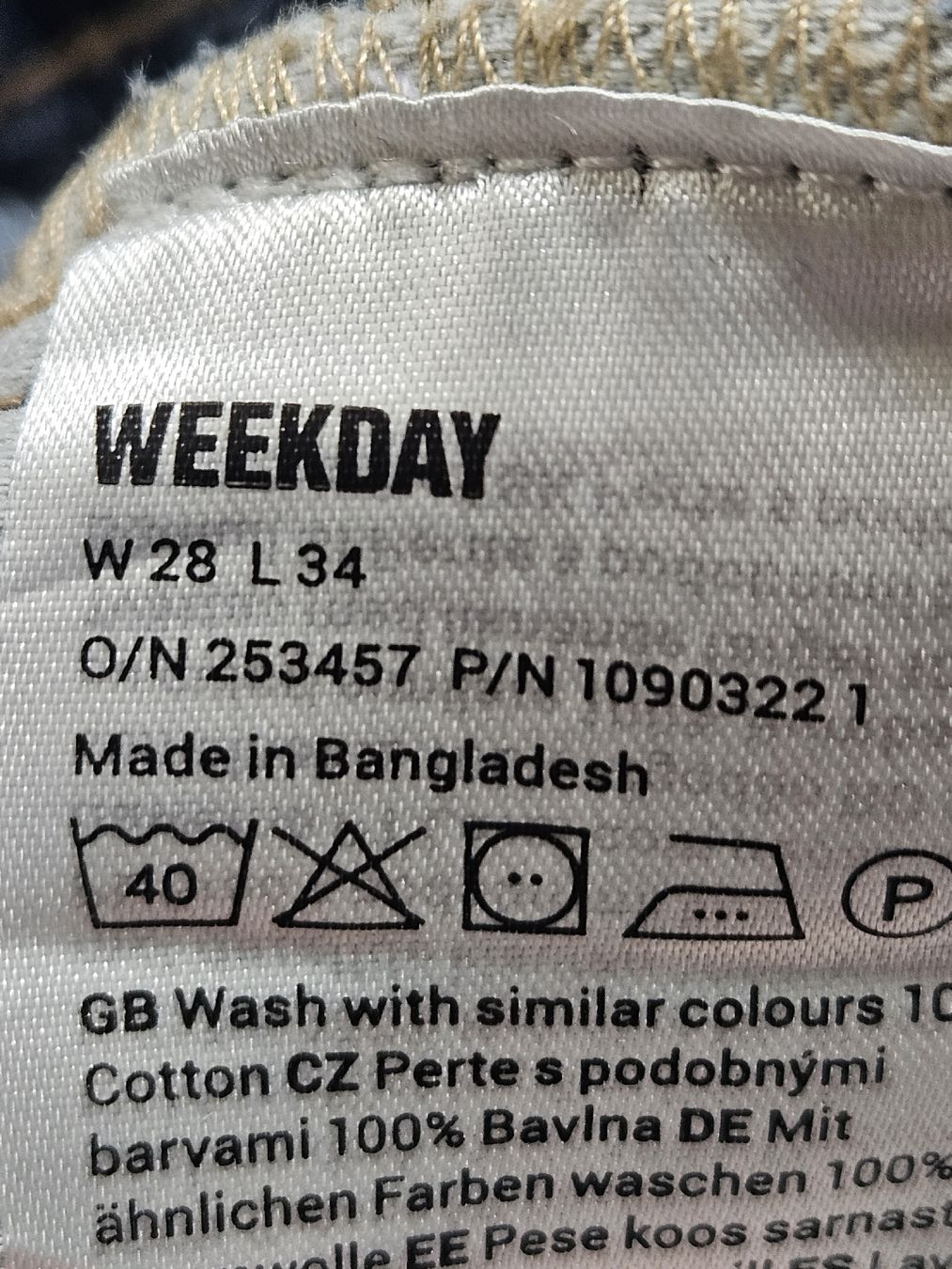 Weekday Jeans: Weekday Jeans, Gr. 28/34 Ample Low Loose – Usato da Wettingen venduto da Sk8ertomda 5