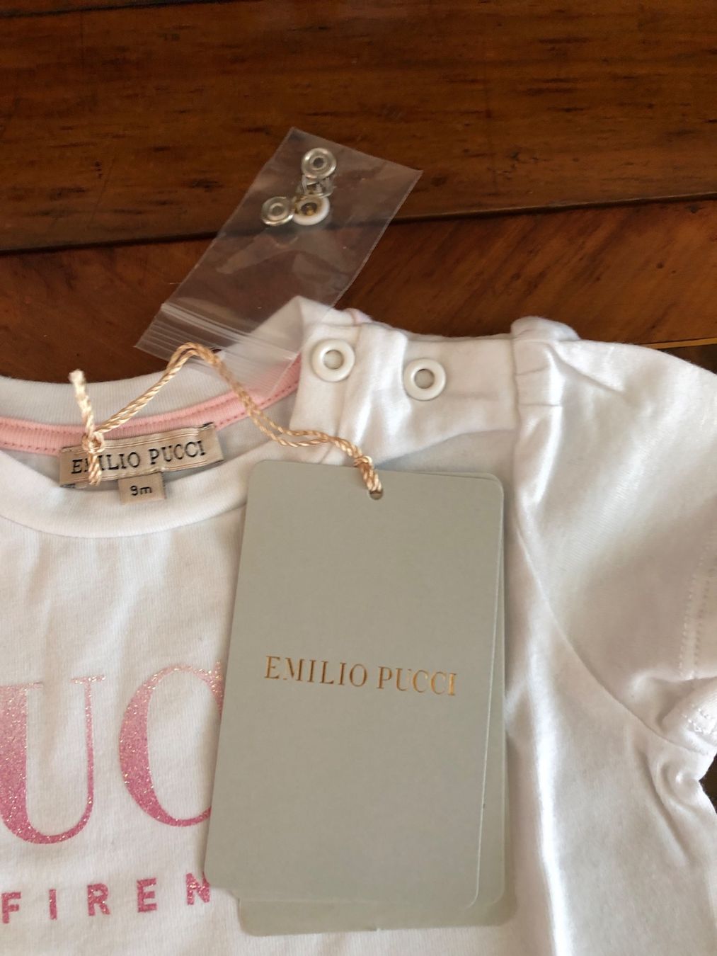 Camicette, T-shirt & Top: Emilio Pucci Shirt 9 Monate Fr. 126.00 – Nuovo (secondo la descrizione) da Zürich venduto da Sol65 4