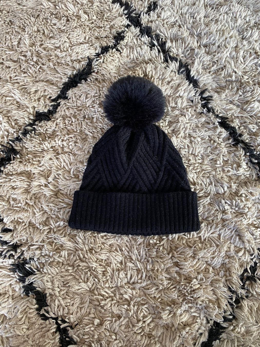 Hüte, Mützen & Caps: Schöne Mütze neuwertig – Neu (gemäss Beschreibung) aus Buchs ZH von crazyhandbaggirl123