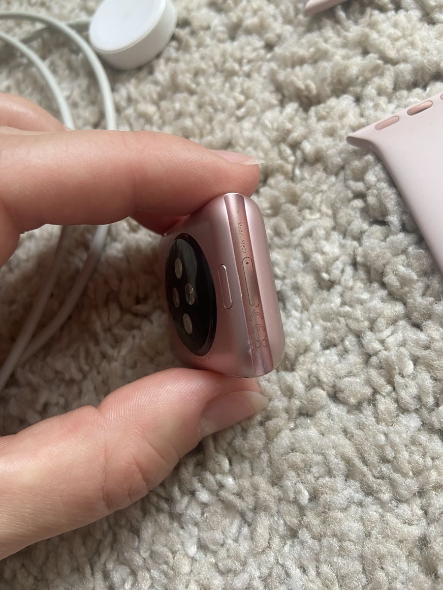 Apple Smartwatch: Apple Watch Series 1 A1802 – D'occasion à St.Gallen par Arc9 4
