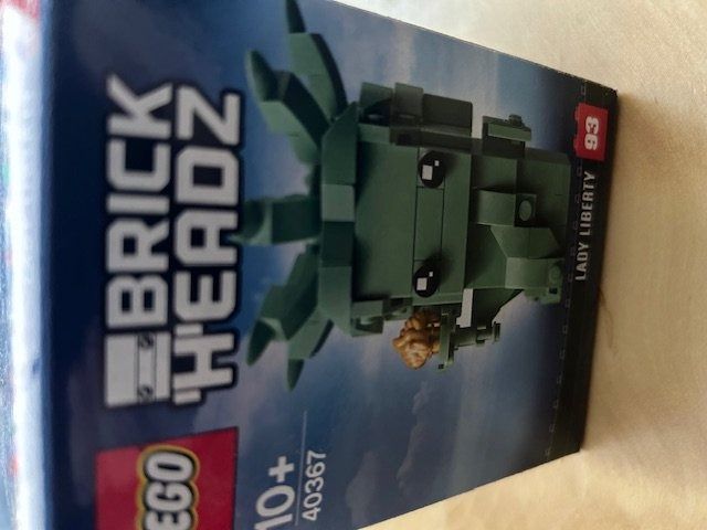 Lego Spielzeuge: 40367 LEGO BrickHeadz Lady Liberty – Neu und originalverpackt aus Gais von Jelisandie 4
