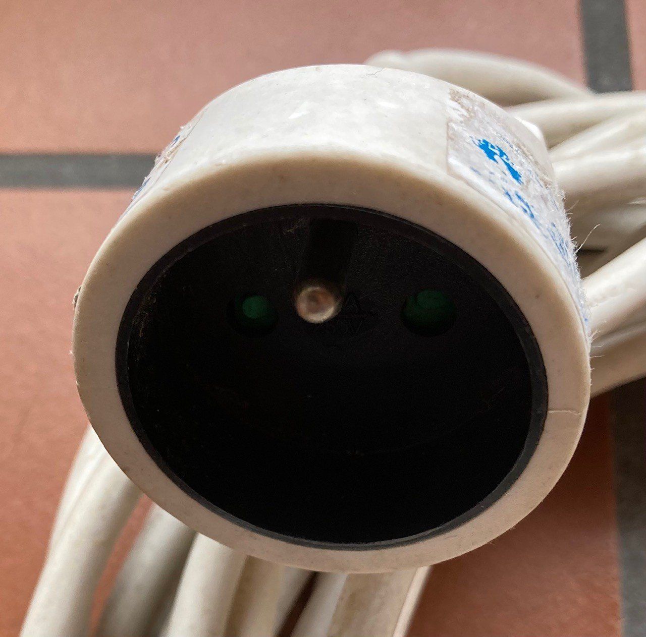 Cavi: Kabel - Verlängerungskabel – Usato da Orselina venduto da Vrenegonde 2
