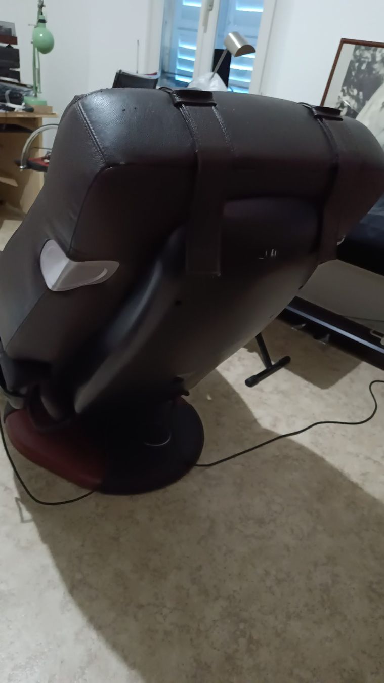 Poltrone: Massage-Fauteuil – Usato da Riva San Vitale venduto da MJB55 2