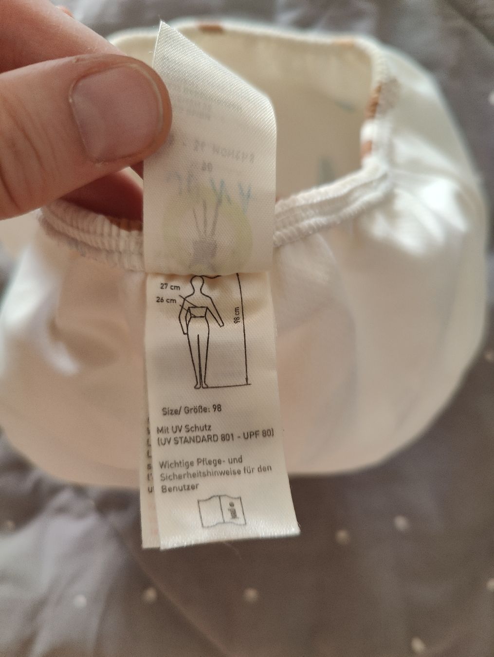 Lässig Badehosen & -kleider: Badehose Lässig Grösse 98 / 25-36 Monate – Gebraucht aus Zürich von sof_f2ts 4