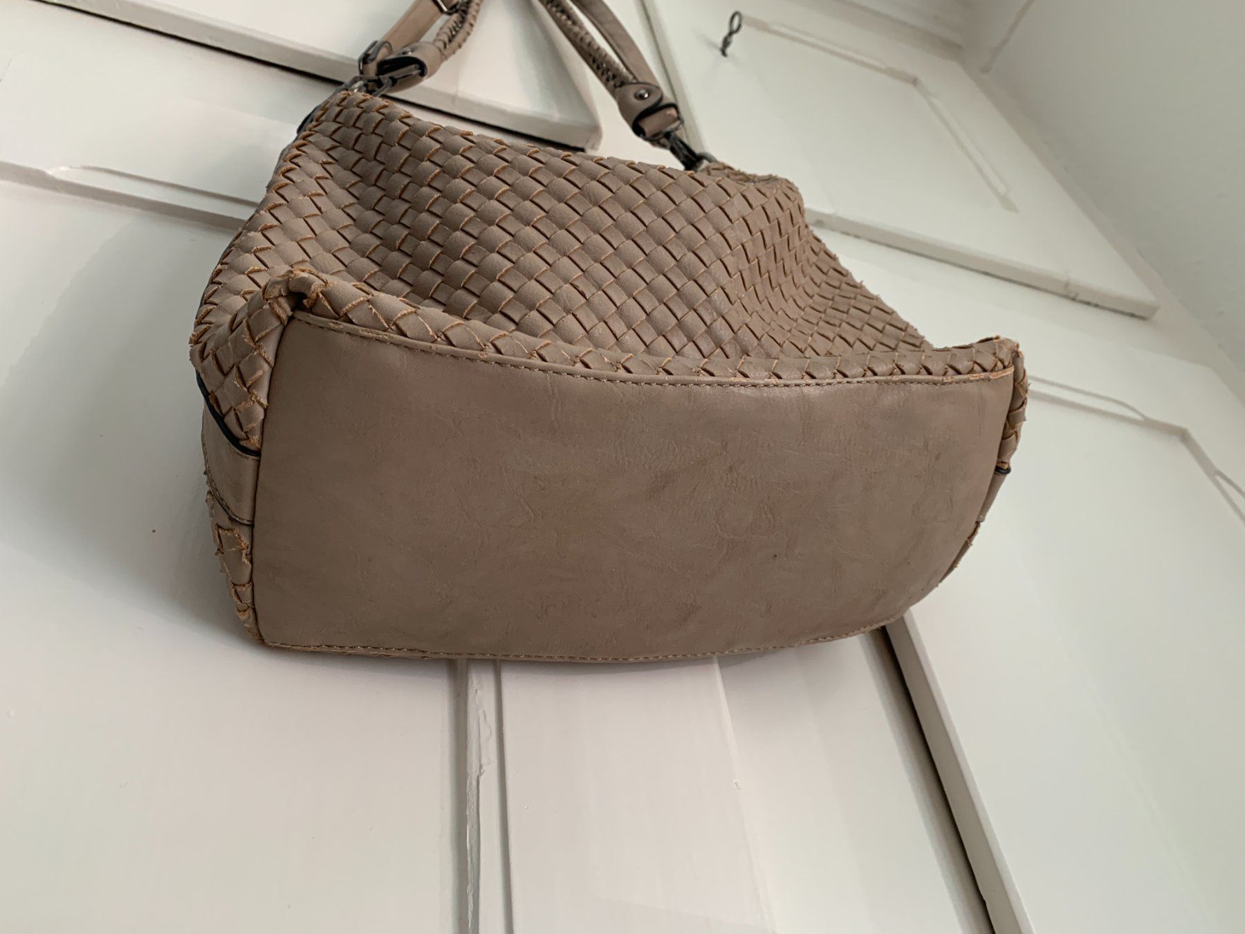 Taschen für Damen: ETERNEL - Umhängetasche taupe – Gebraucht aus Zürich von Diazaio 4