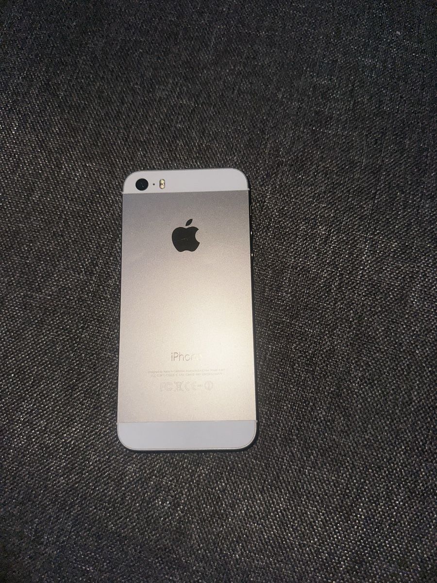 Apple Telefoni cellulari / Smartphones: Apple iPhone 5s 16GB – Usato da Pratteln venduto da ellaaaa