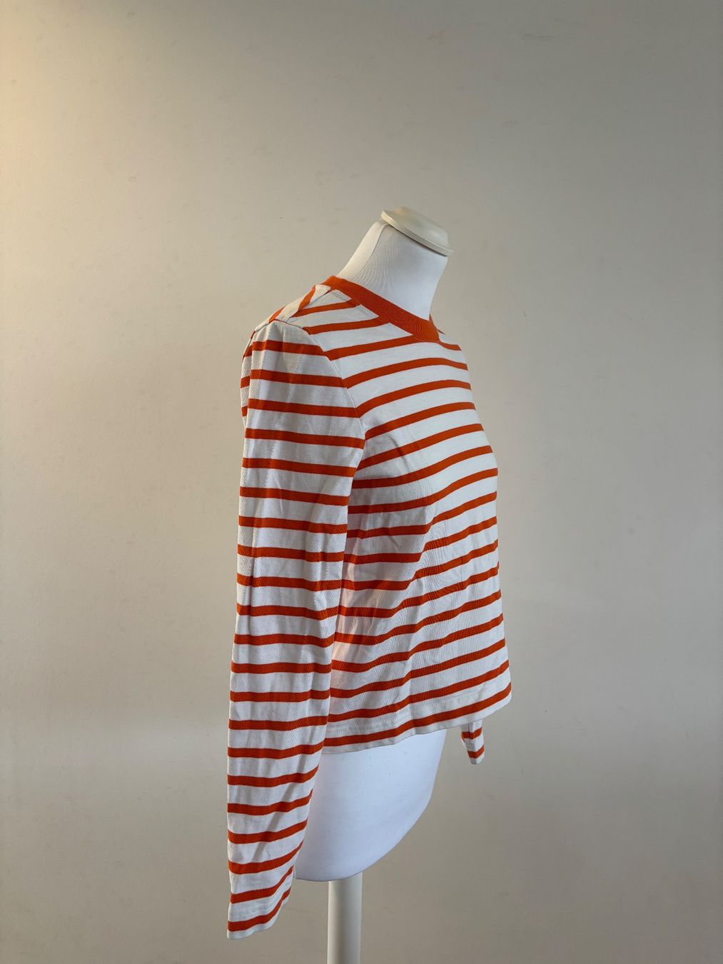 Cos Tops: TOP À MANCHES LONGUES & RAYURES COS – Gebraucht aus Petit-Lancy von vic_k6tl 2