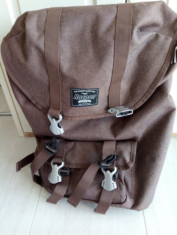 Original Racoon Rucksack Wie New (Gebraucht) in Melide für CHF 10 – mit ...