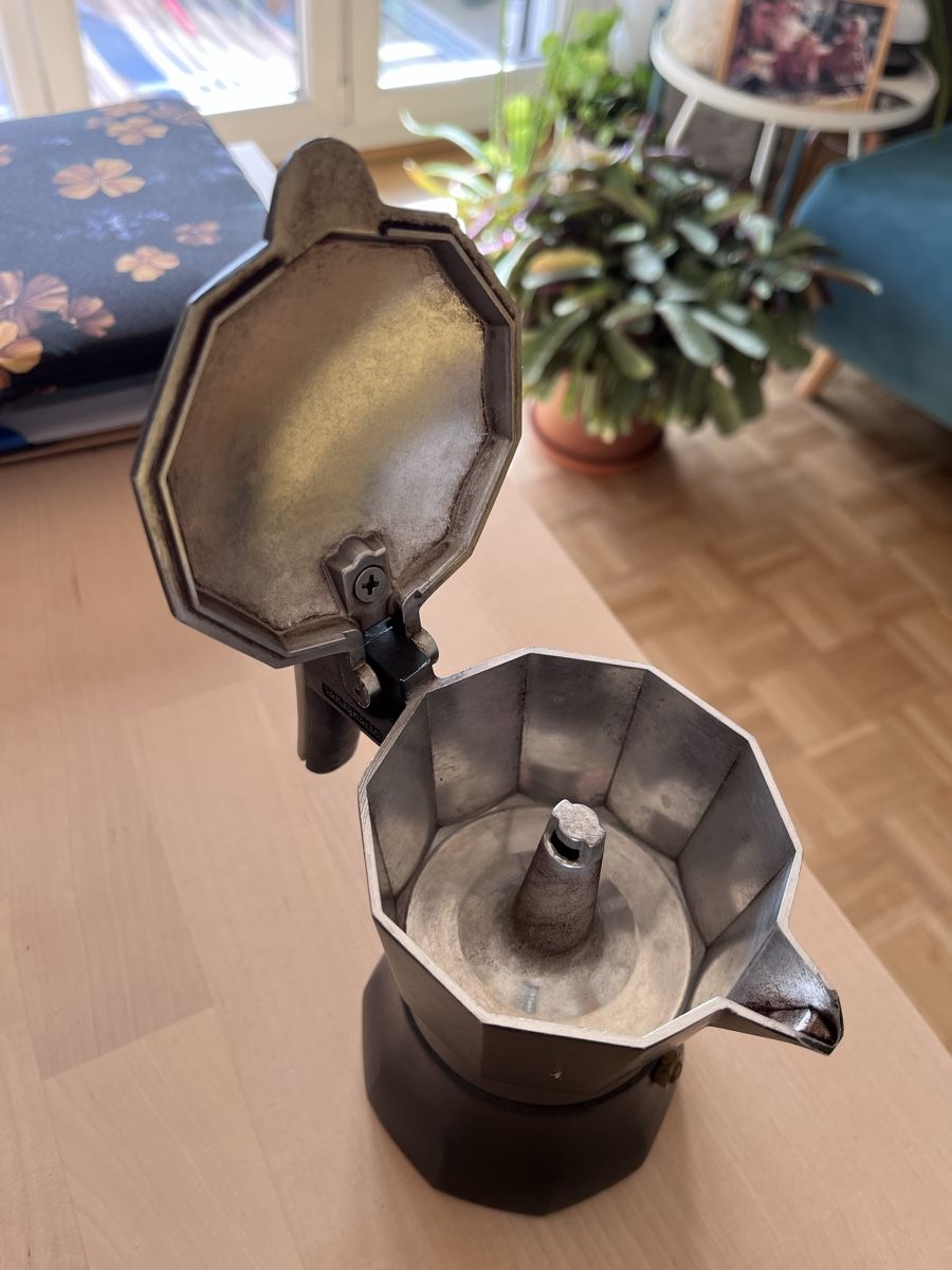 Kaffeemaschinen & Espressomaschinen: Espresso Maker San Ignacio Black Used Condition – Gebraucht aus Lausanne von jflow91 1