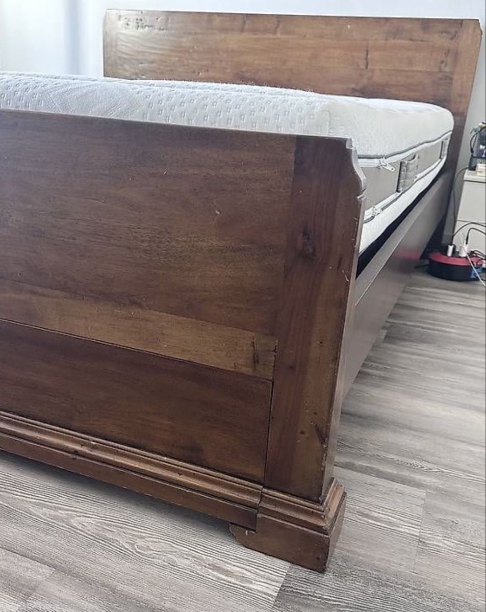 Betten: Letto in noce  – Gebraucht aus Locarno von CimaC 1