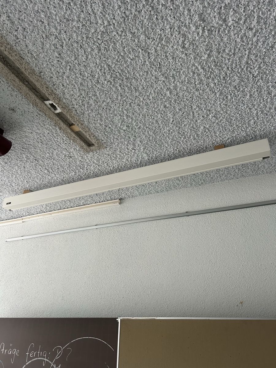 Home Cinema: Leinwand  – Usato da Stans venduto da Benzen 2