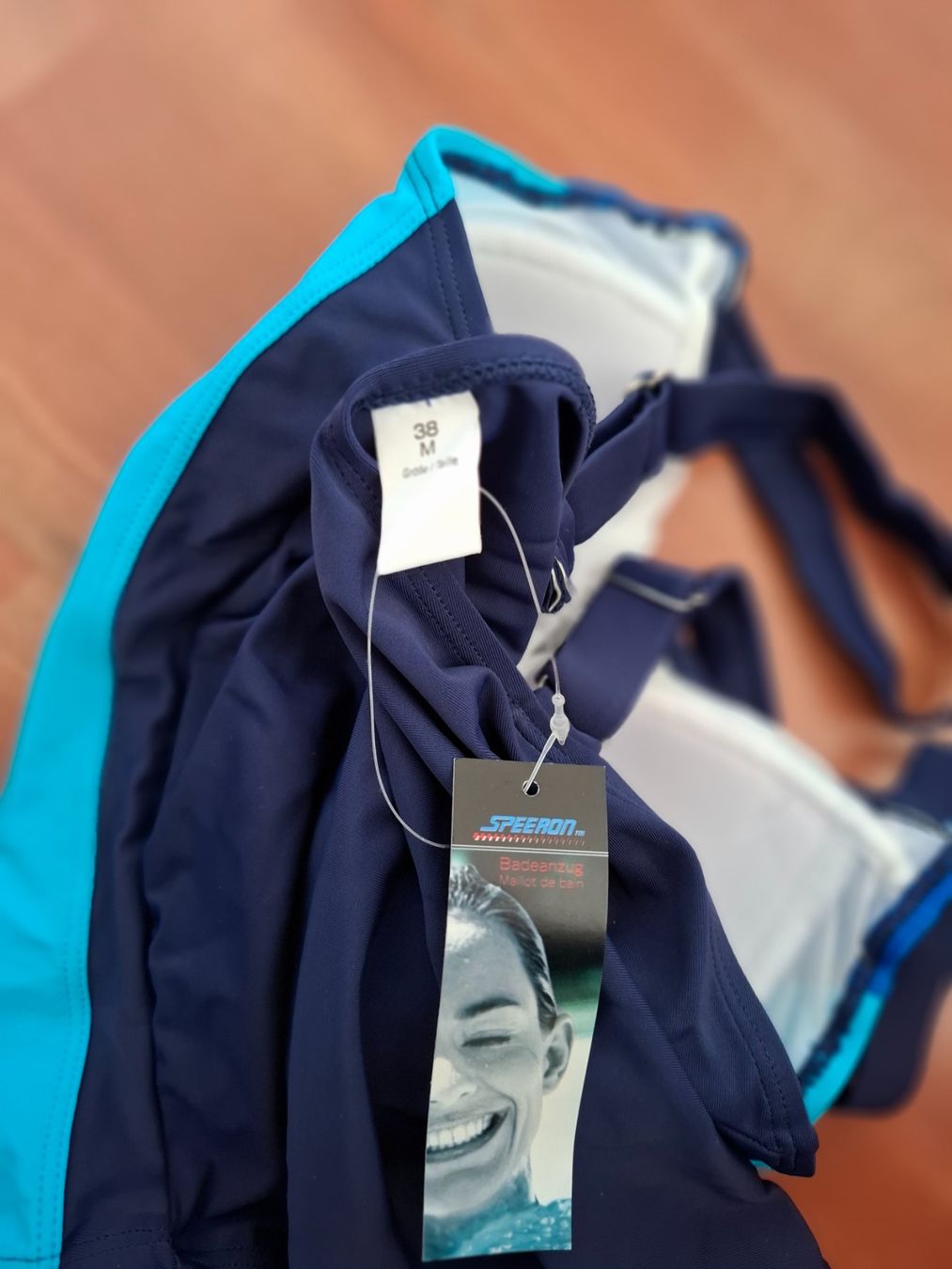 Costumi da bagno & Bikini: Badekleid/Badeanzug Gr. 38/M  NEU – Nuovo (secondo la descrizione) da Roggwil BE venduto da Konda 2