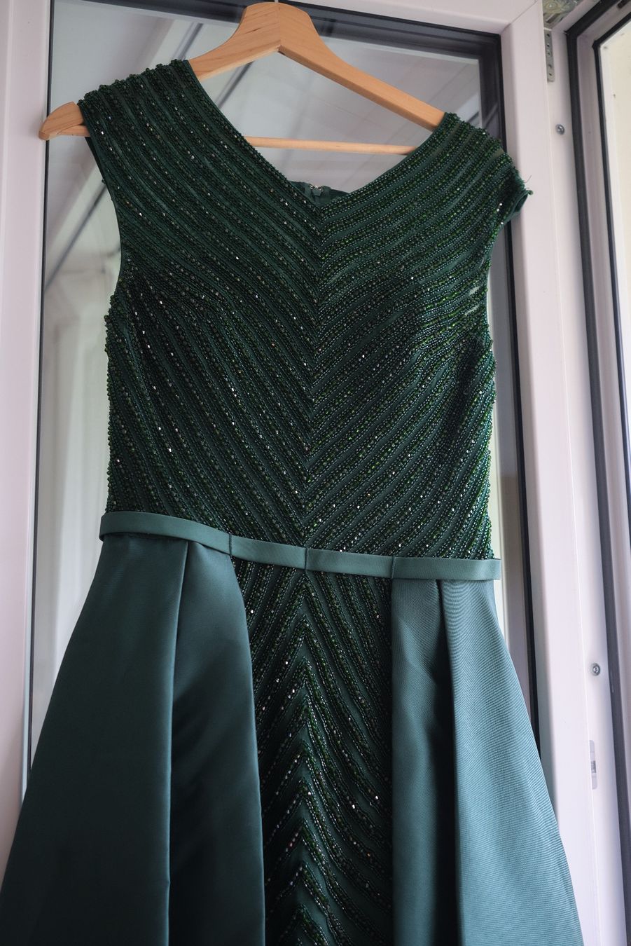Lotti di vestiti: Abendkleid mit Clutch & Schal Gr. 38 – Usato da Bellach venduto da swissealine 1