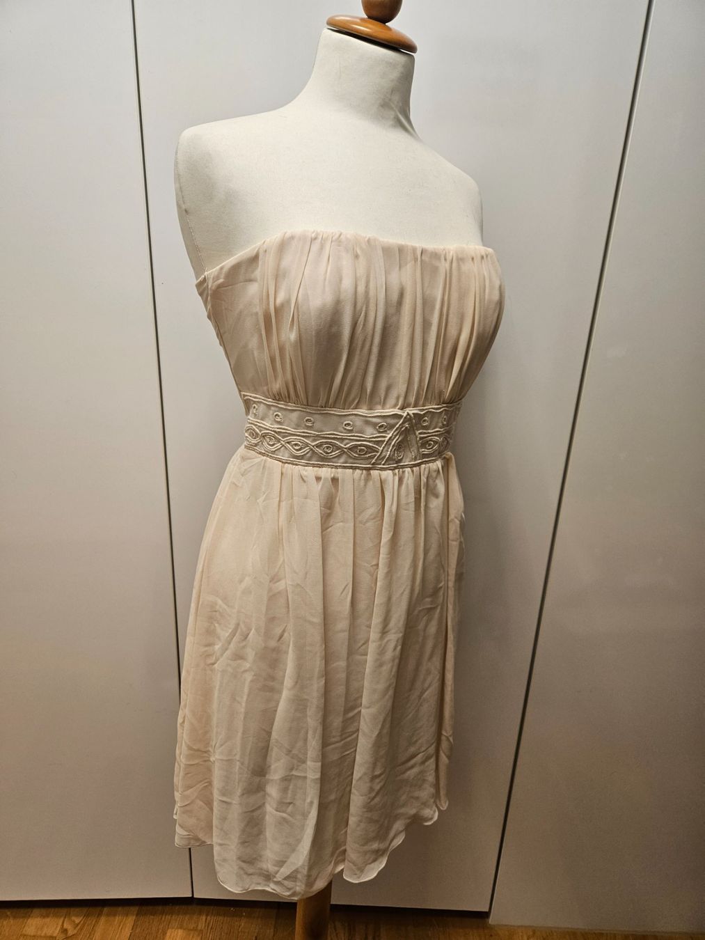Vila Kleider: Festliches Boho Cocktailkleid Vila Gr. M – Gebraucht aus Zürich von ColdCoffee