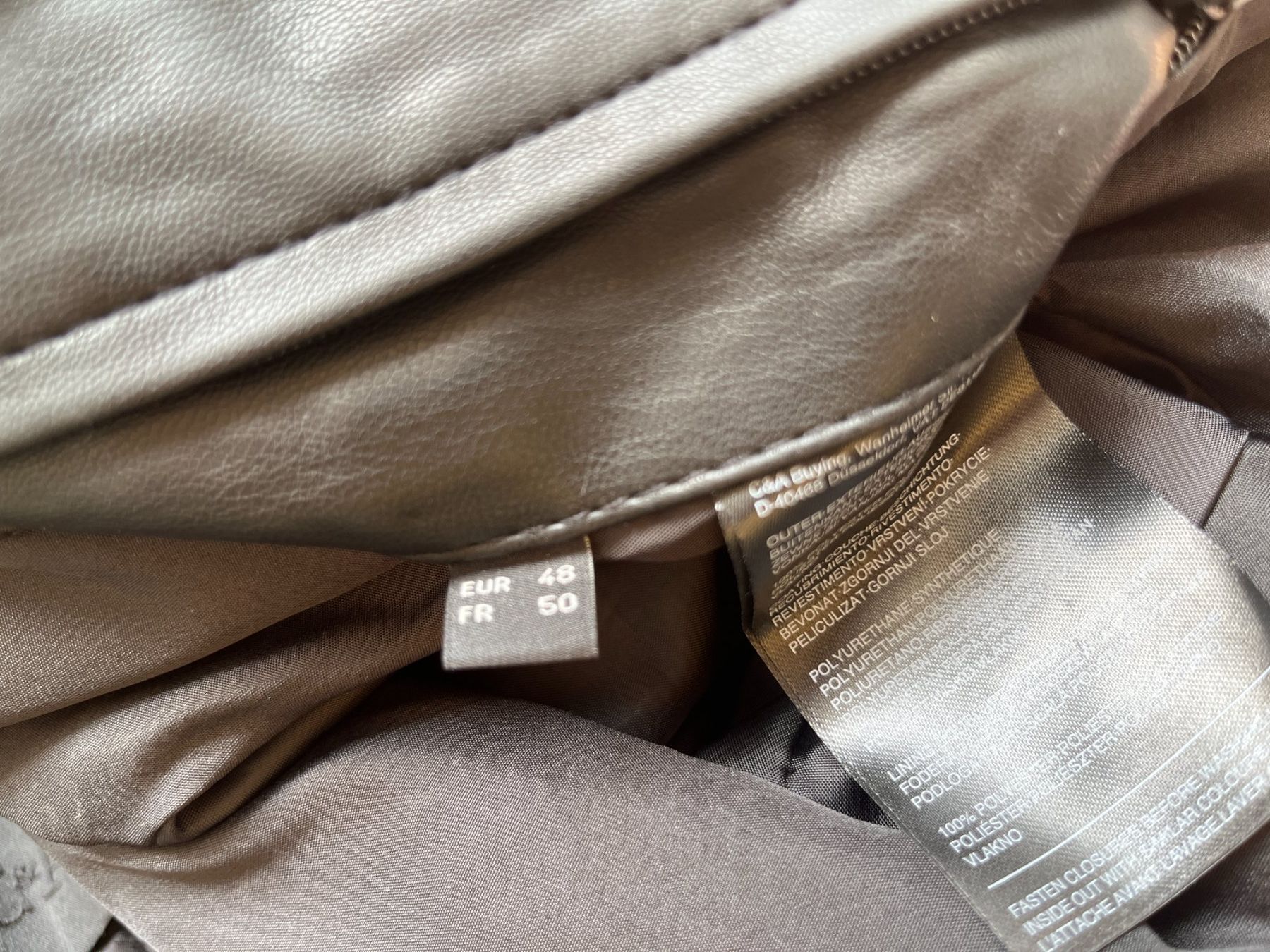 C&A Giacche: Veste simili noir C&A / 48 – Usato da Seiry venduto da vanille08 6