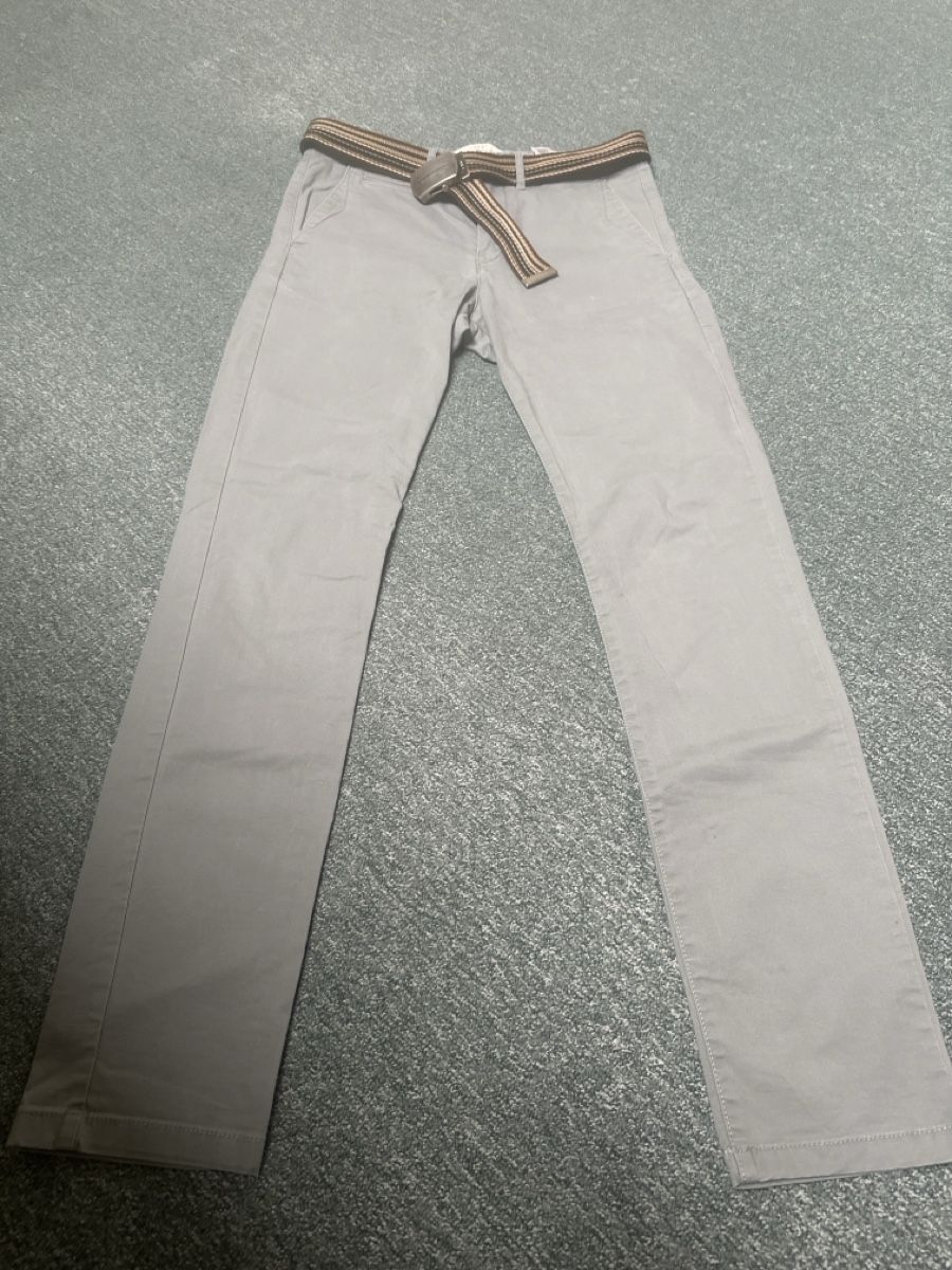H&M Pantaloni: Herrensommerhose Gr 30 H& M – Nuovo (secondo la descrizione) da Baltschieder venduto da YmroBe