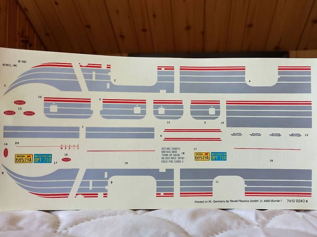 Kit di modellismo & Modellini statici: Maquette Revell 1982 ref. 7410 / Peterbilt 359 – Usato da La Chaux-de-Fonds venduto da Bobleche 4