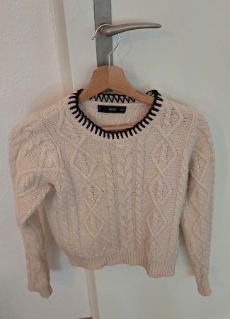Mango Cream Cable-Knit Sweater