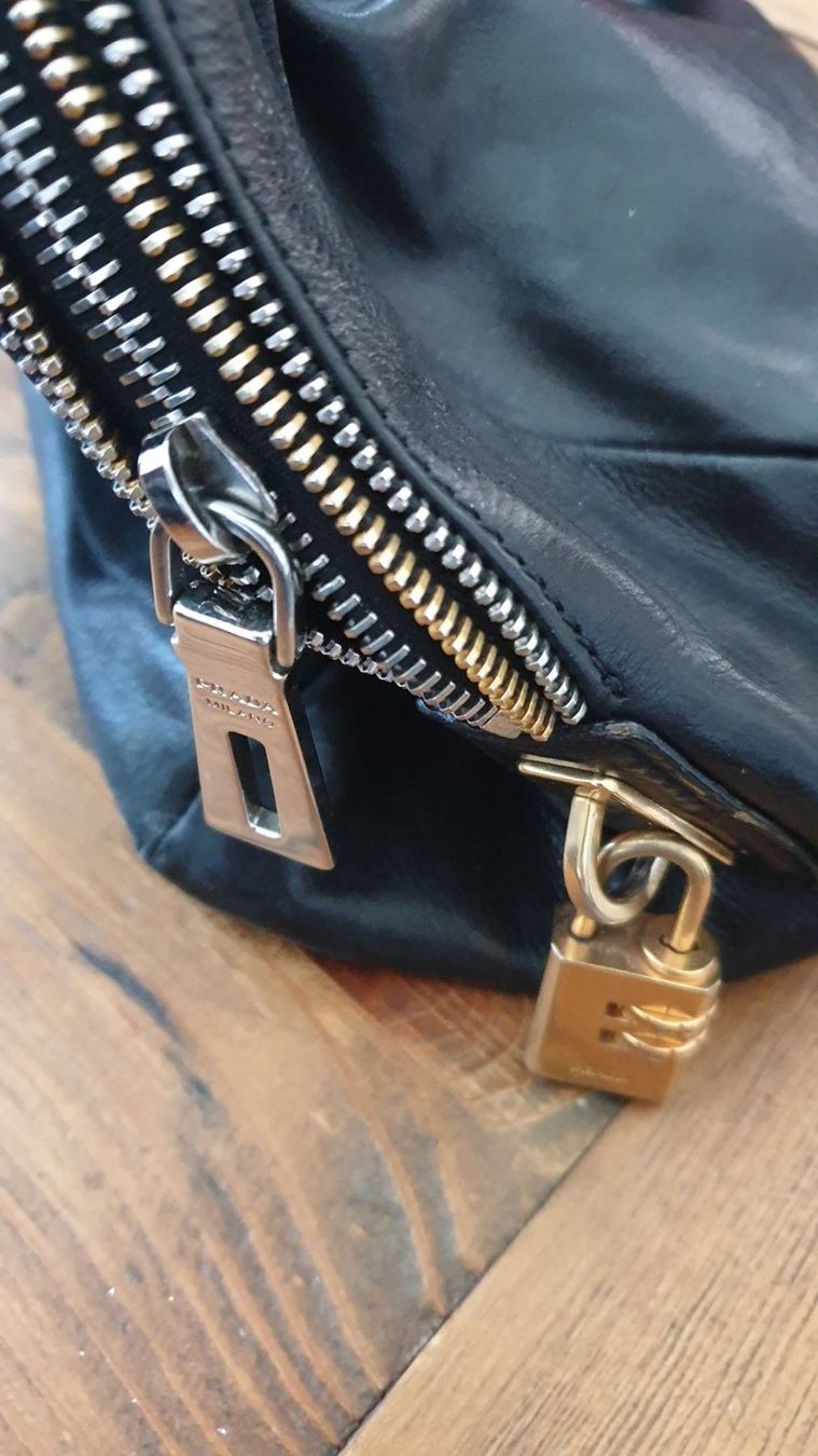 Prada Borse da donna: Prada Tasche – Usato da Clarens venduto da fur_bxq2 2
