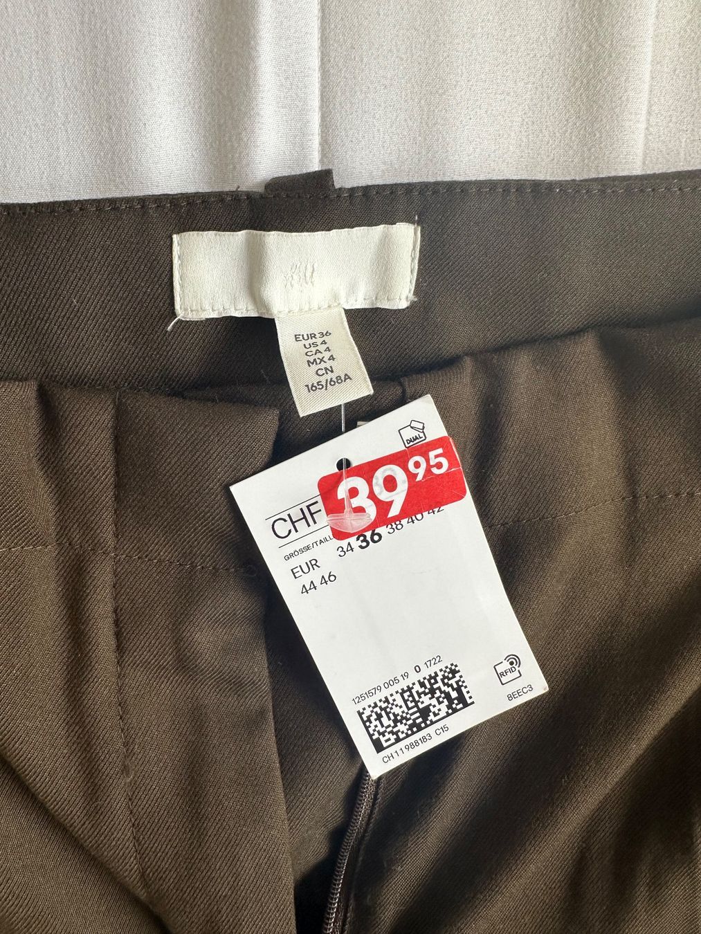 H&M Pantaloni: Hose H&M – Nuovo e nell'imballaggio originale da Luzern venduto da zen_gx5k 6